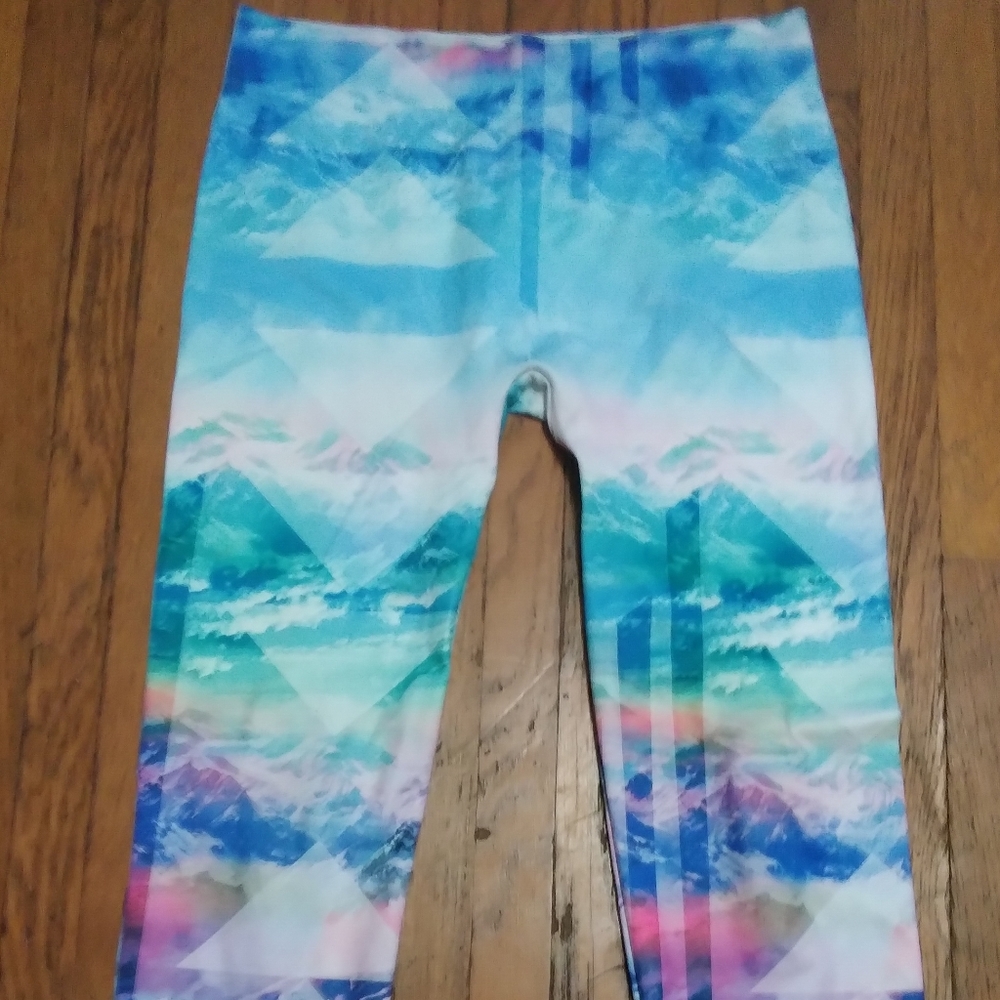Pattern leggings